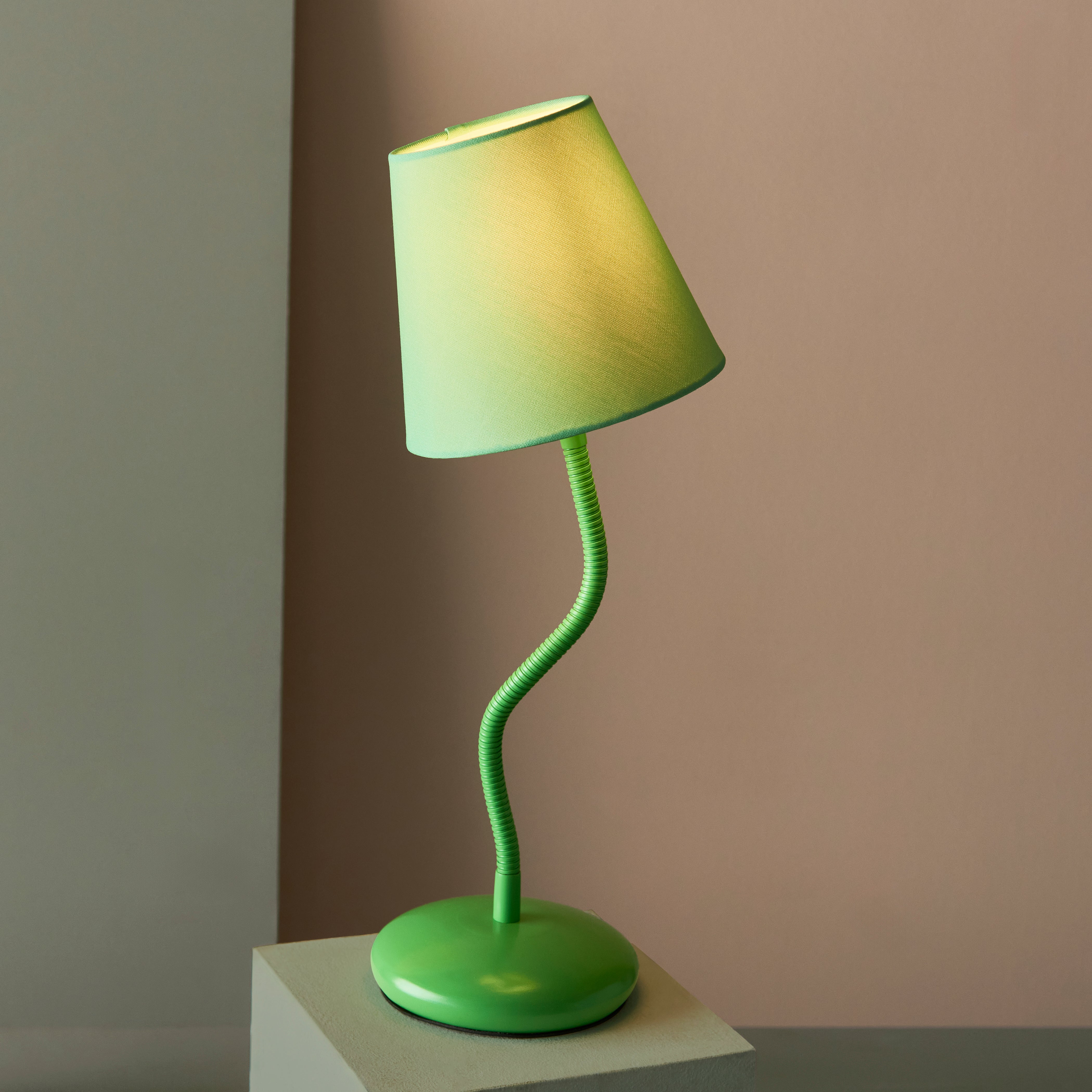 Boogi Metal Adjustable Table Lamp Green