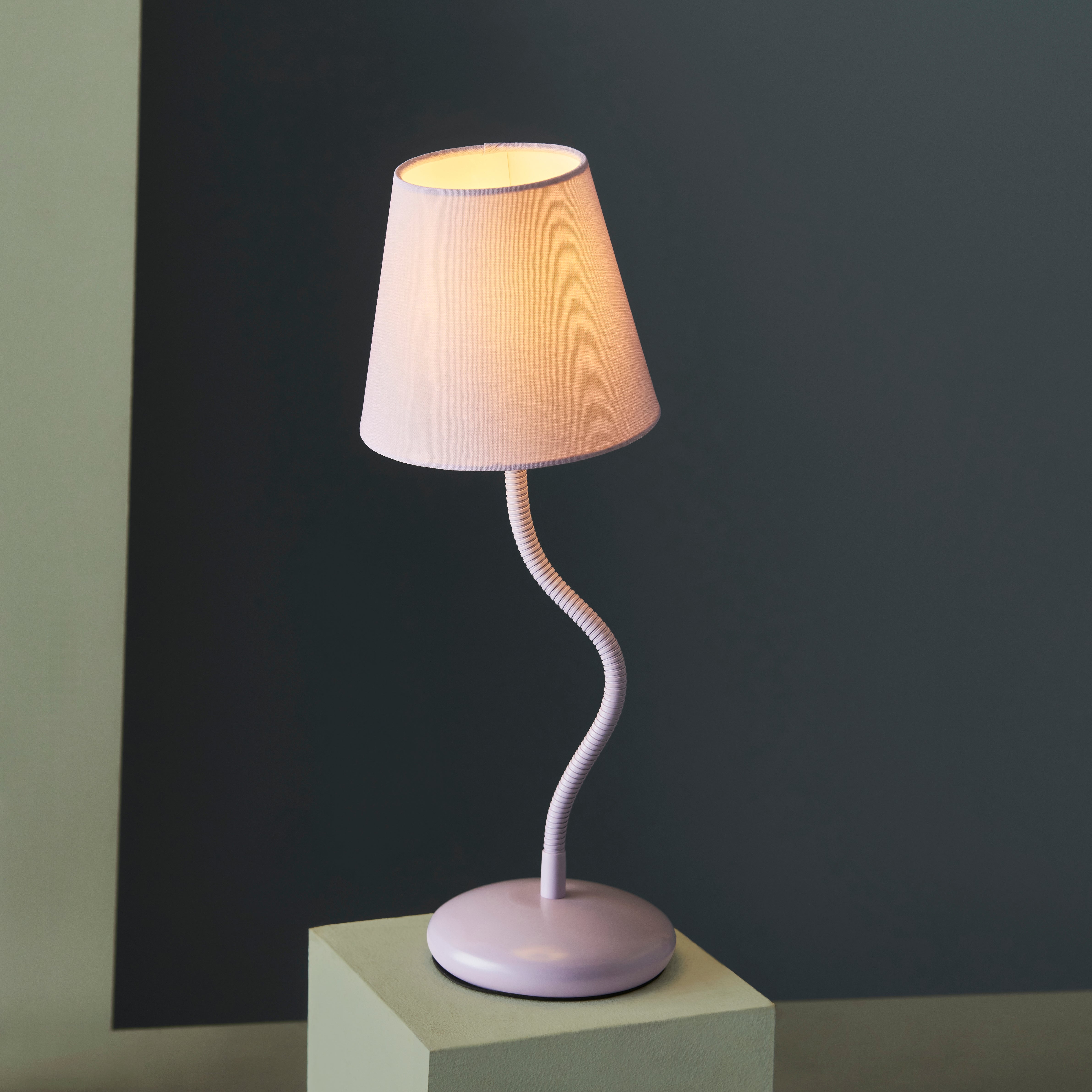 Boogi Metal Adjustable Table Lamp Lilac