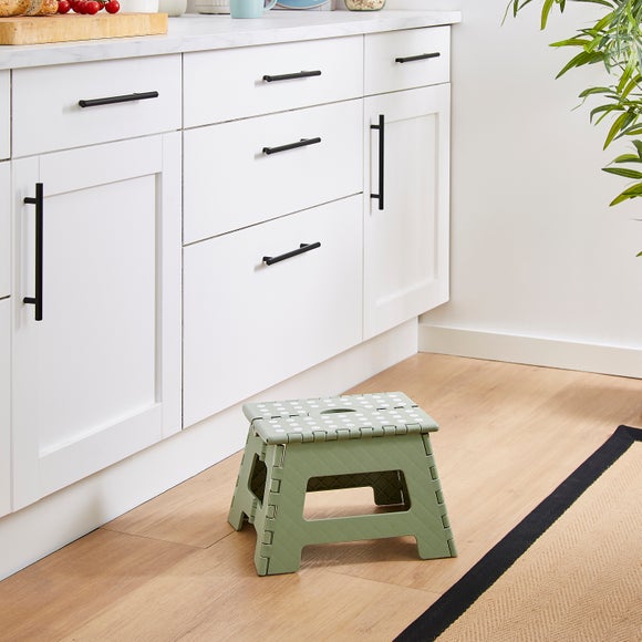 Small wooden deals stool dunelm