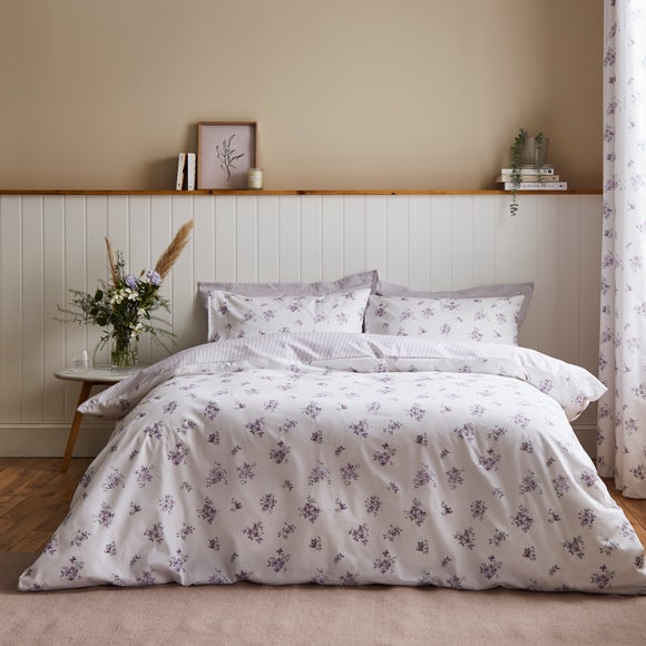 Hailey Ditsy Mauve Duvet Cover And Pillowcase Set