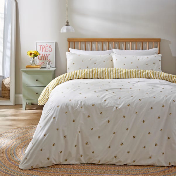 Bees Yellow Duvet Cover and Pillowcase Set image 1 of 7