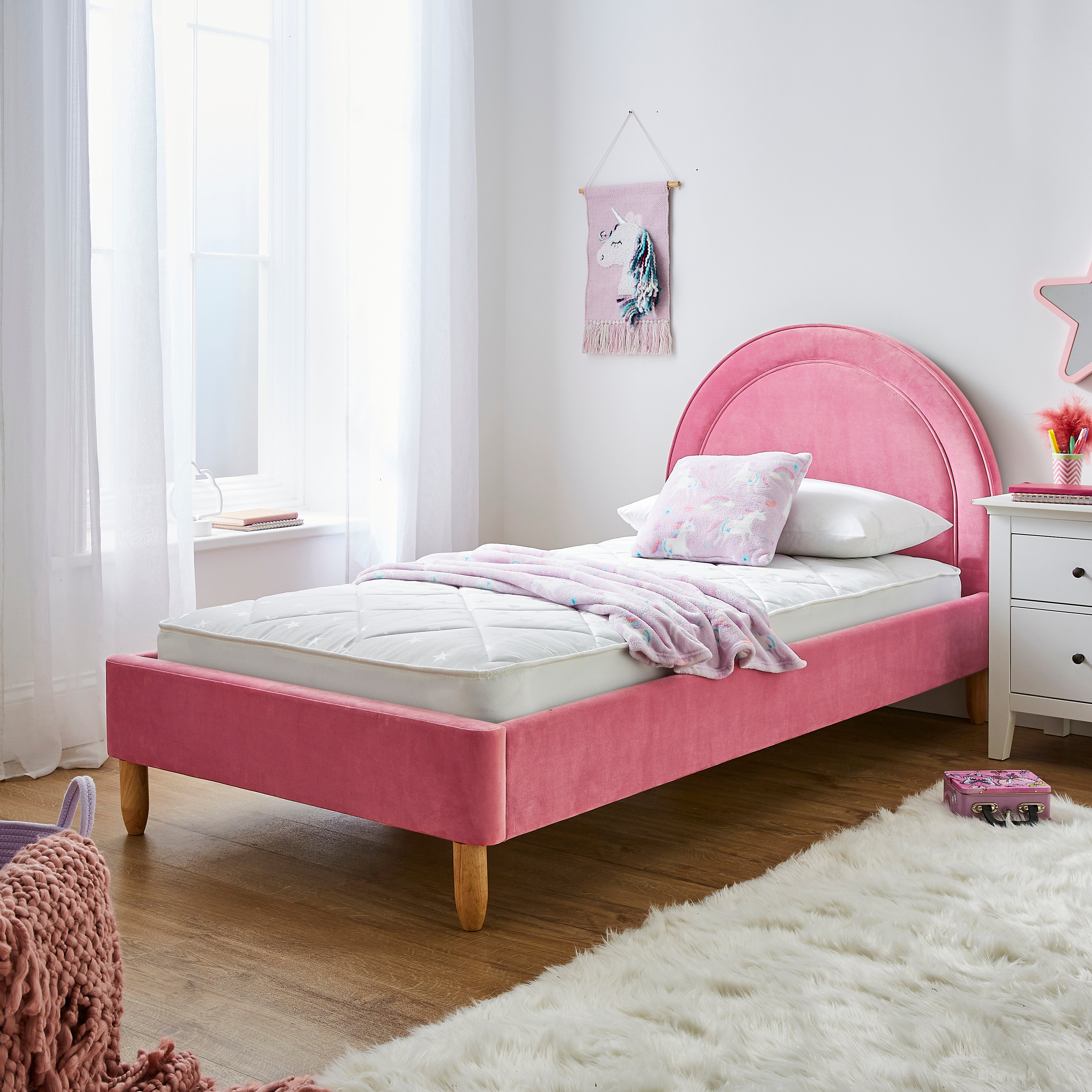 Kids Velvet Nyla Bed Pink