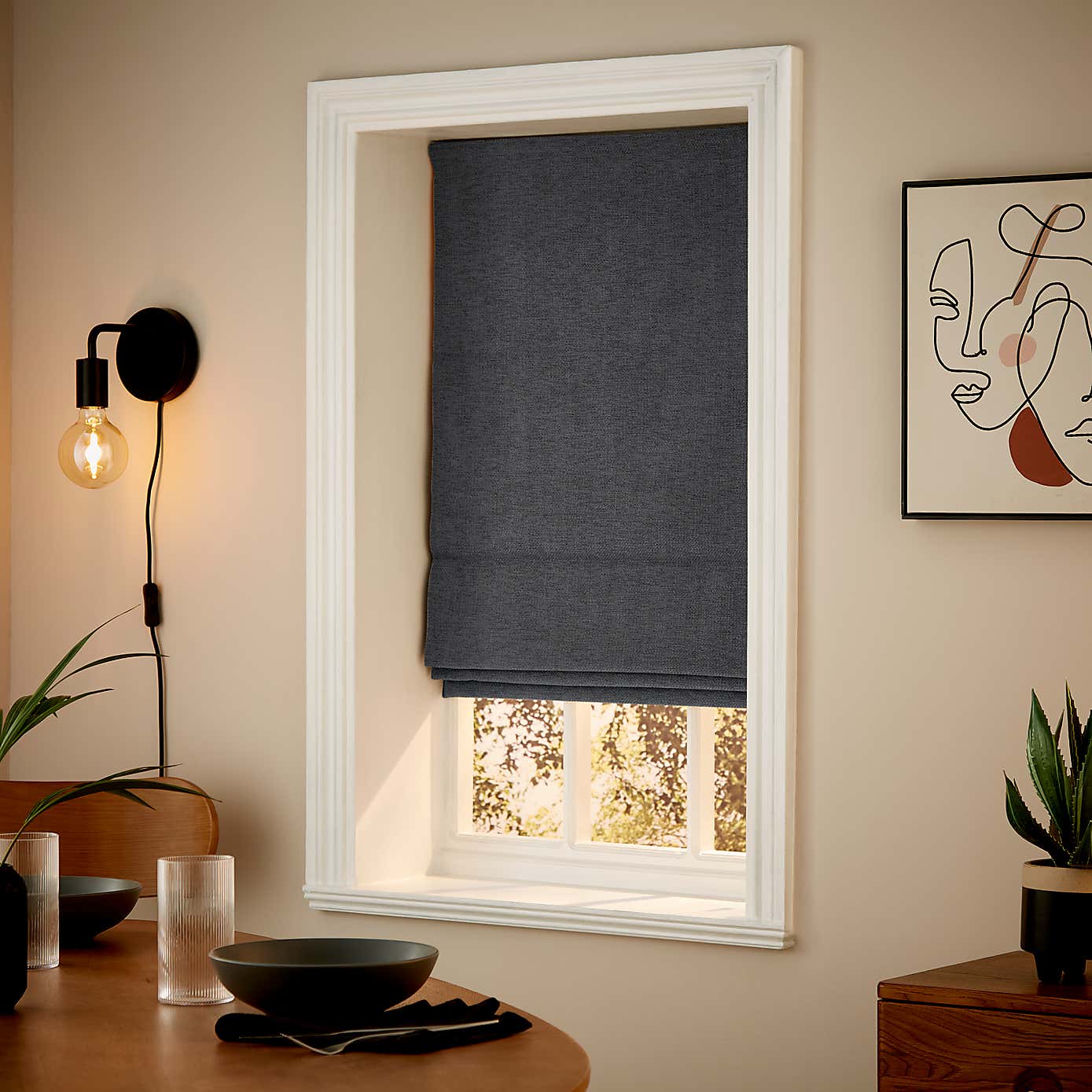 Carousel zoom image position 2 of 4