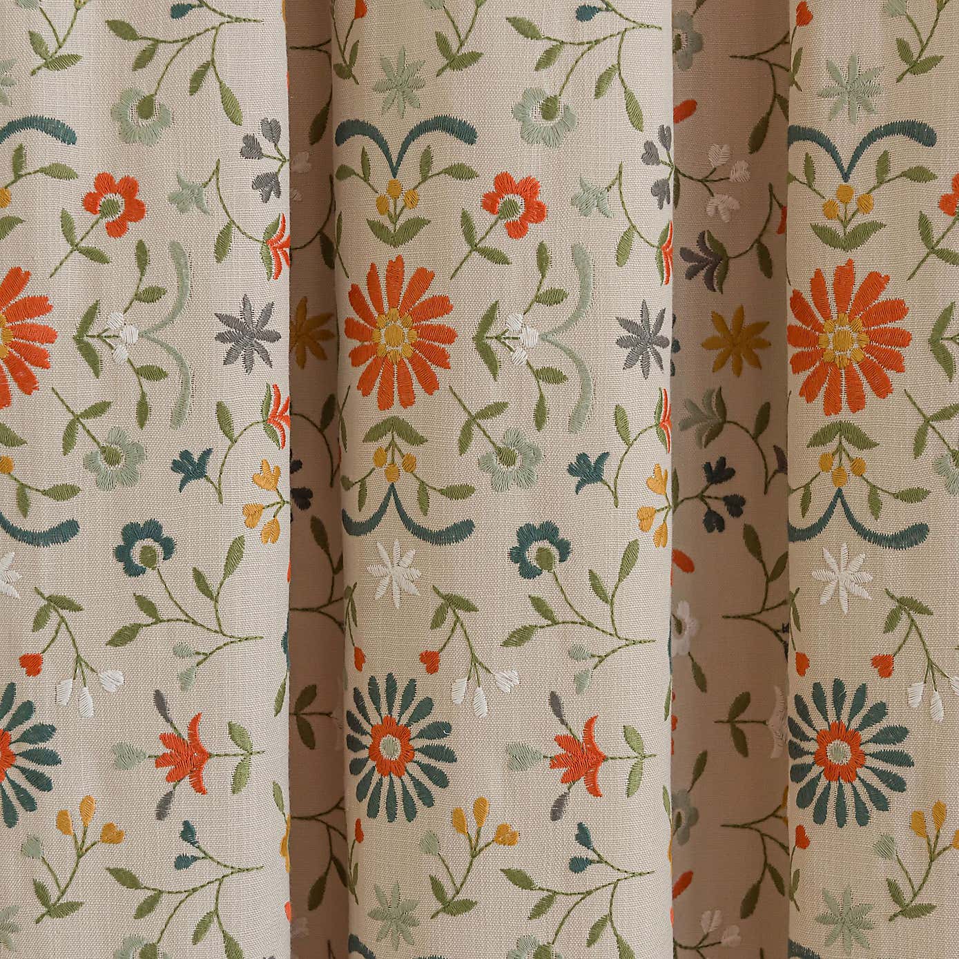 Carousel zoom image position 3 of 9