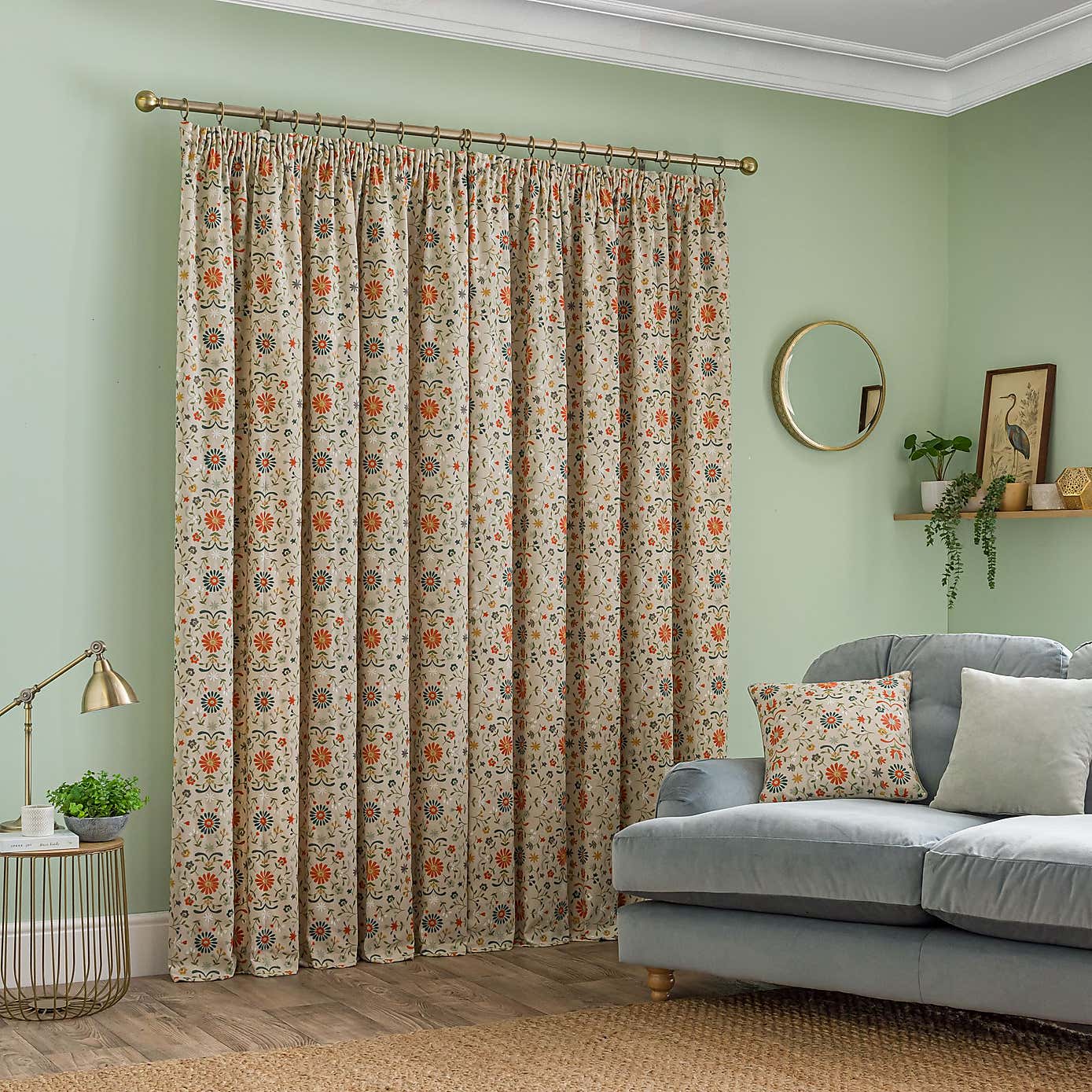 Carousel zoom image position 5 of 9