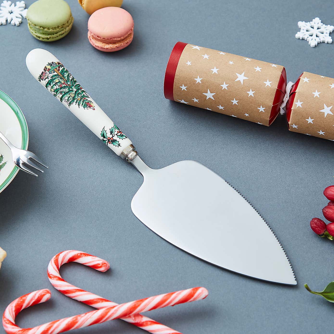 Carousel zoom image position 3 of 9