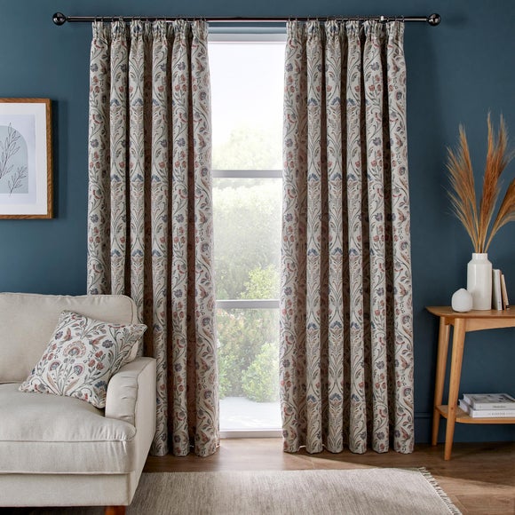 Carousel navigation image position 2 of 8