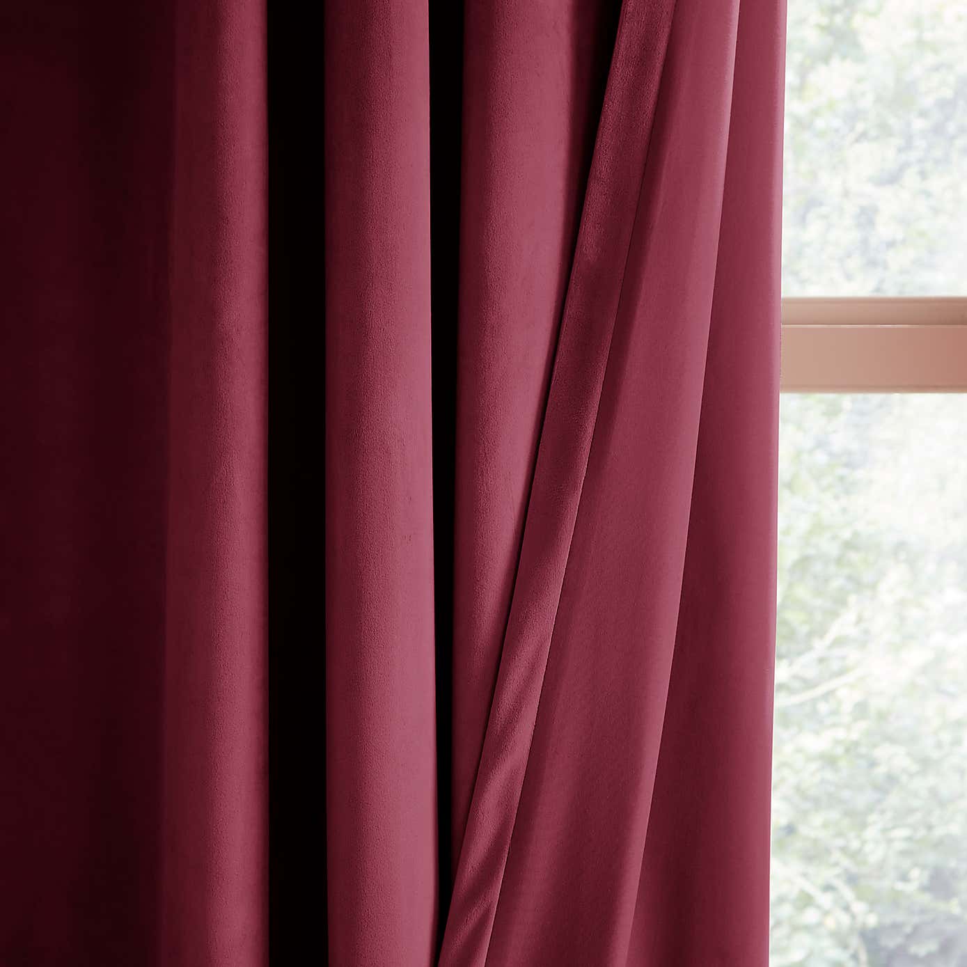 Carousel zoom image position 3 of 5