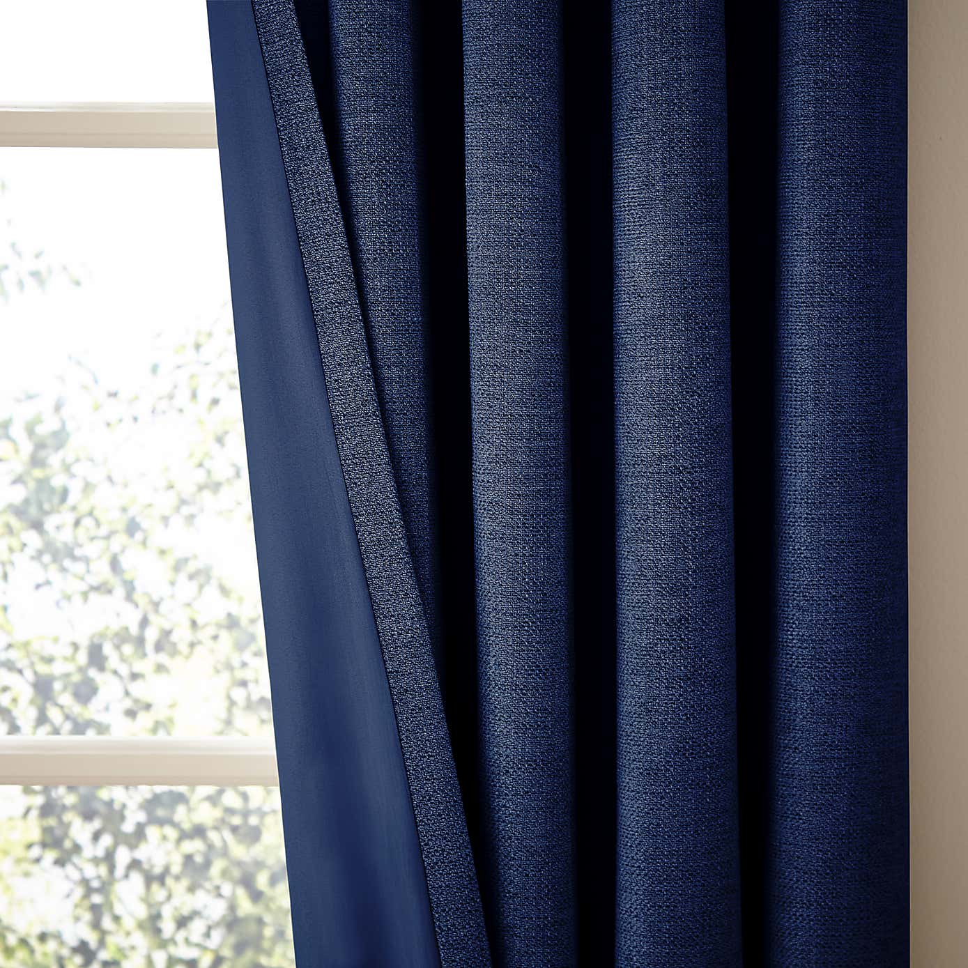 Carousel zoom image position 3 of 6