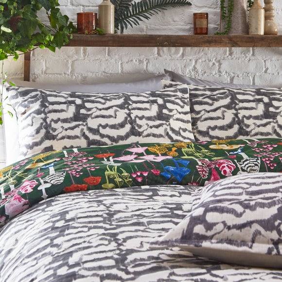 Carousel navigation image position 4 of 4