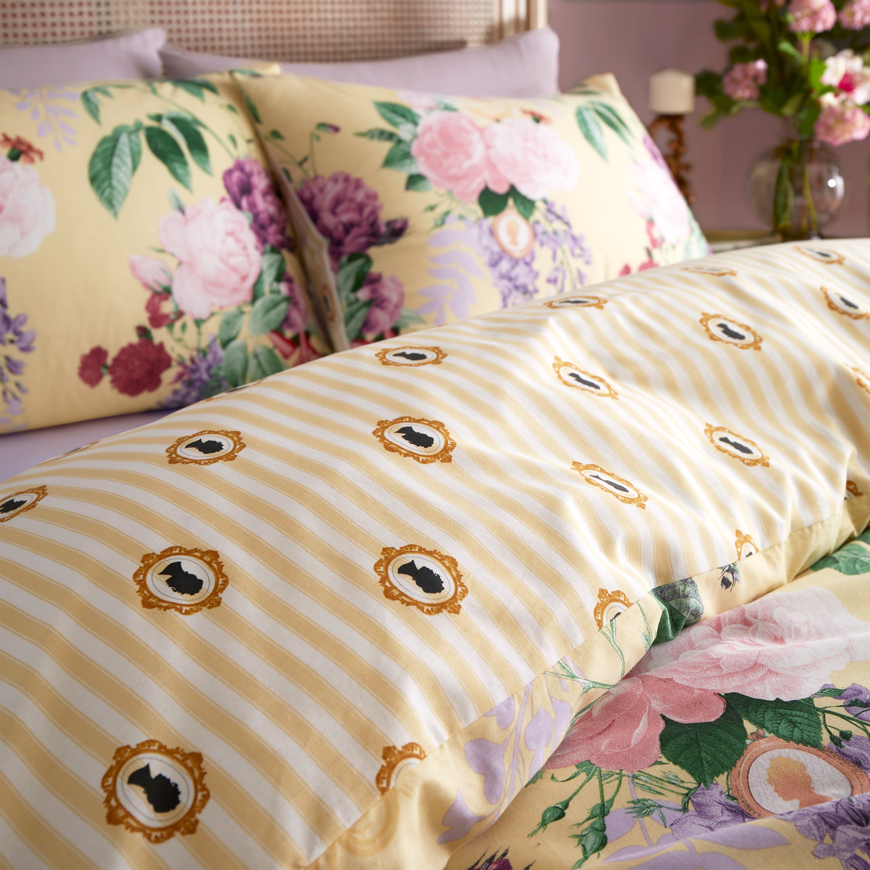 Bridgerton By Catherine Lansfield Wisteria Bouquet Duvet Cover ...