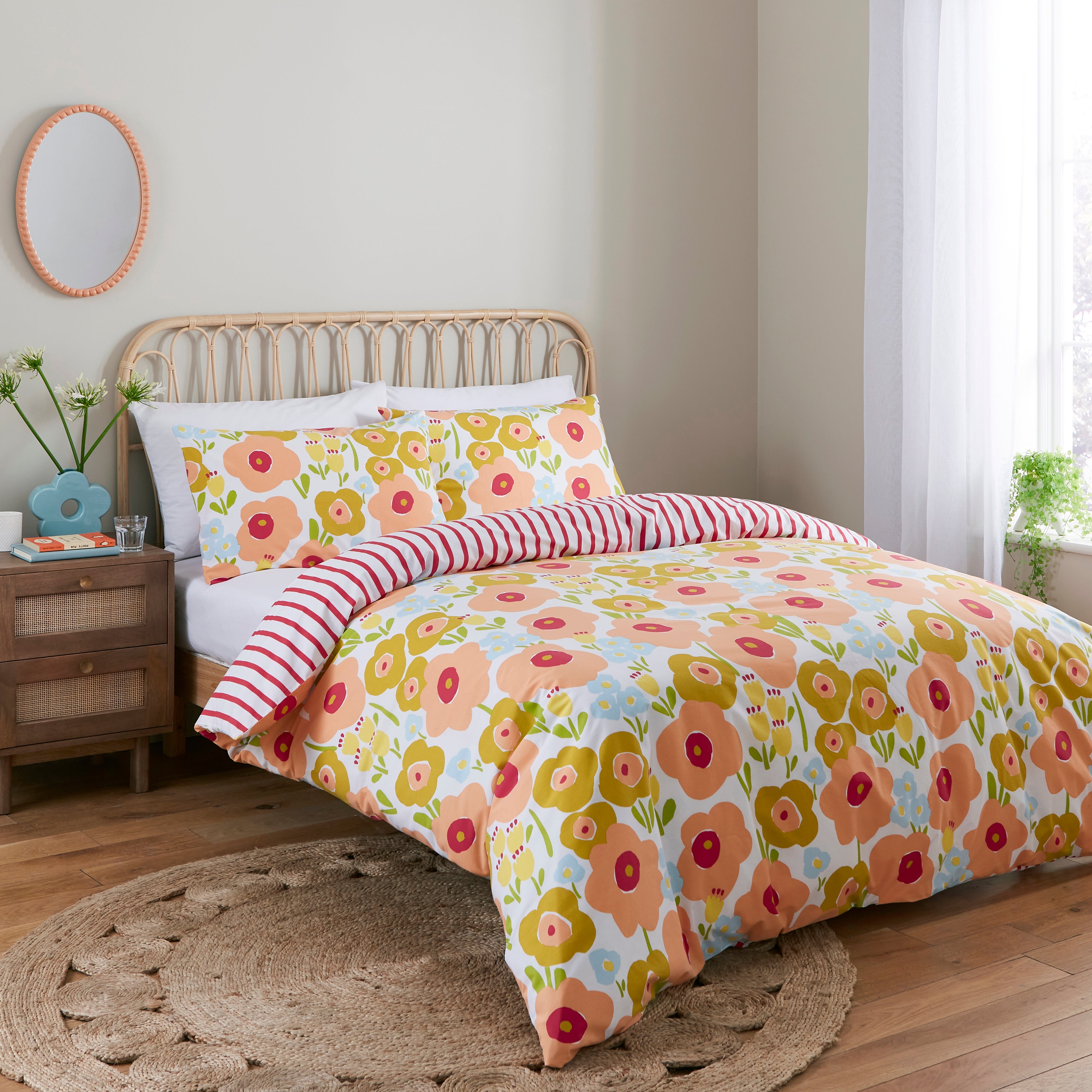 Spring Bloom Pink Duvet Cover and Pillowcase Set