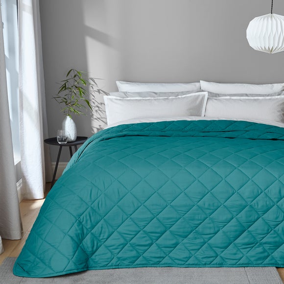 Quilted bedspreads online dunelm