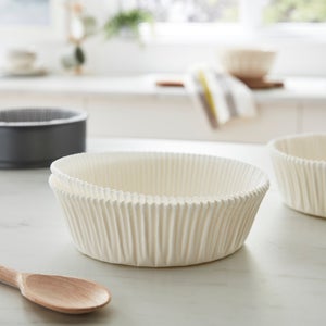 Set Of 50 Cake Tin Liners