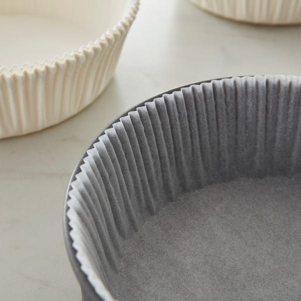 Set Of 50 Cake Tin Liners Dunelm set-of-50-cake-tin-liners-dunelm