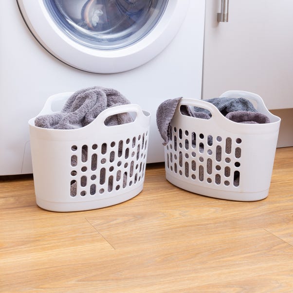 Wham 8L Set of 2 Plastic Flexi Laundry Baskets image 1 of 4