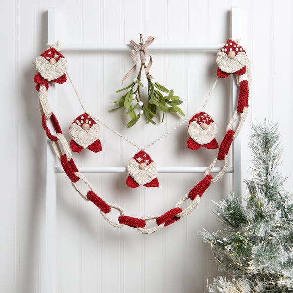 Christmas paper deals chain garland