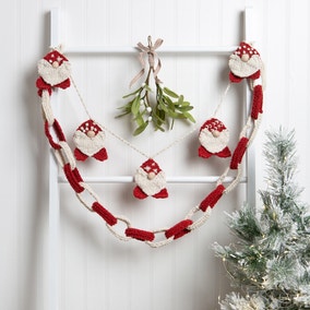 Wool Couture Christmas Gnome Garland & Paper Chain Knitting Kit