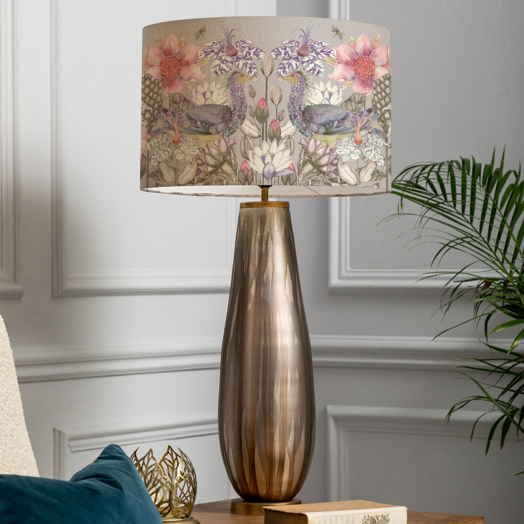 Minerva Table Lamp With Acanthis Shade Bronze