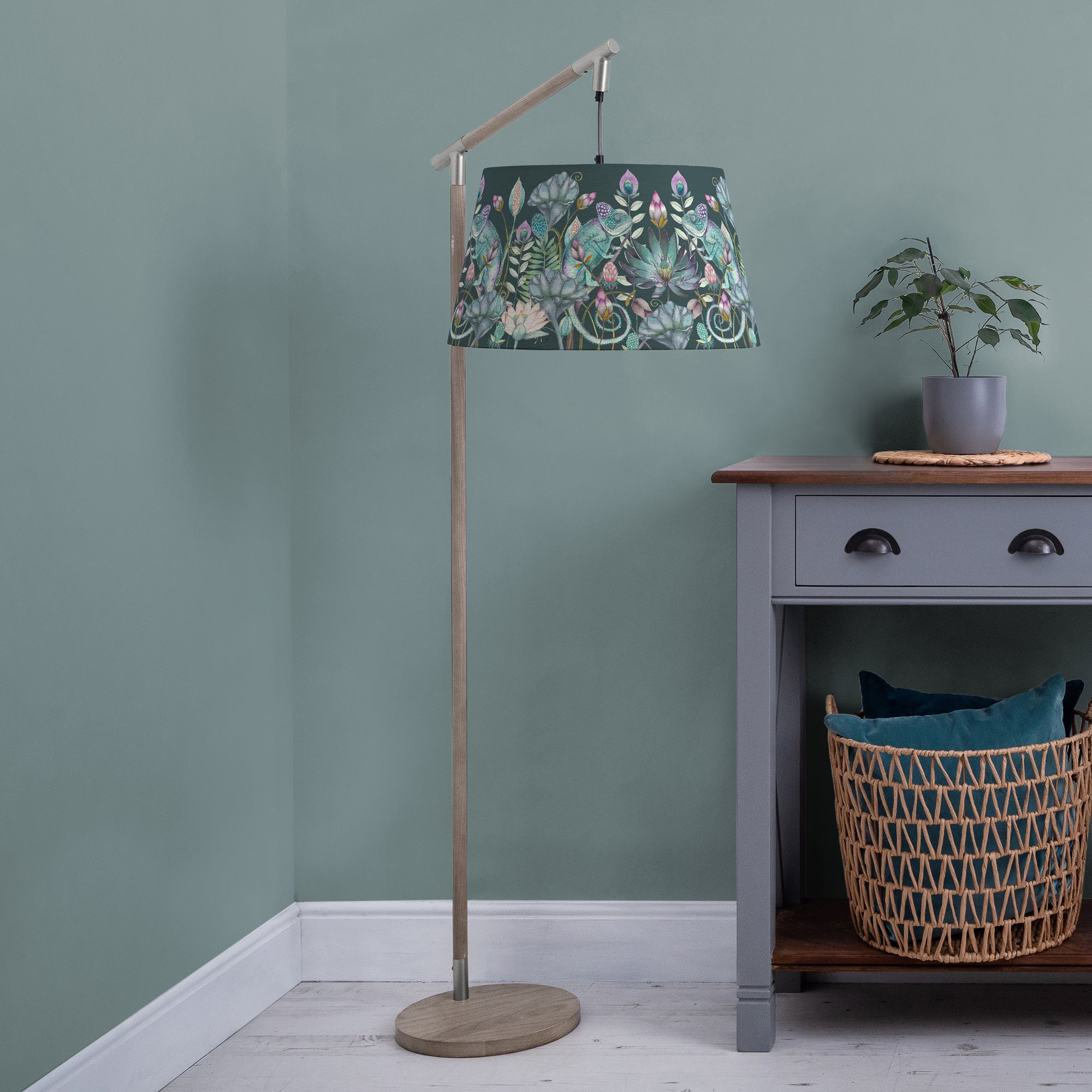 Quintus Floor Lamp with Osawi Shade Osawi Emerald Green