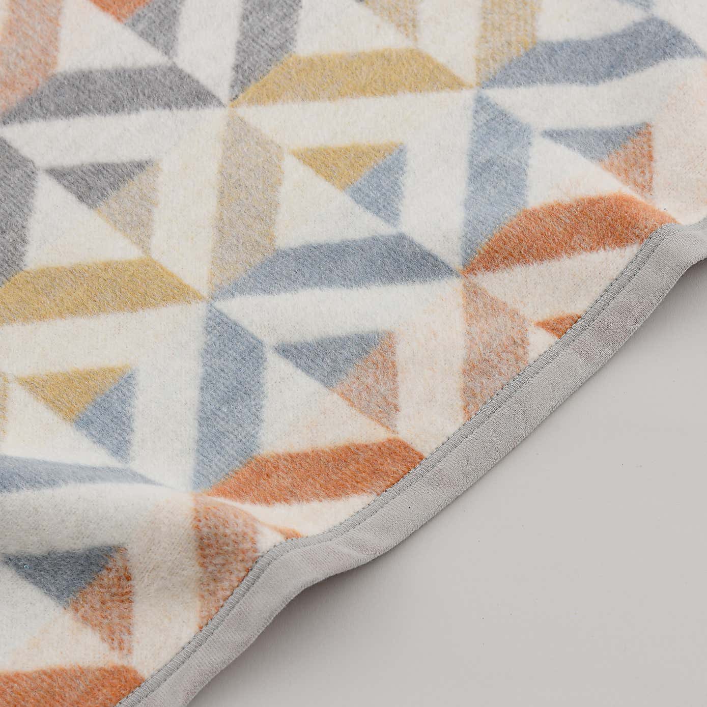 Carousel zoom image position 4 of 5