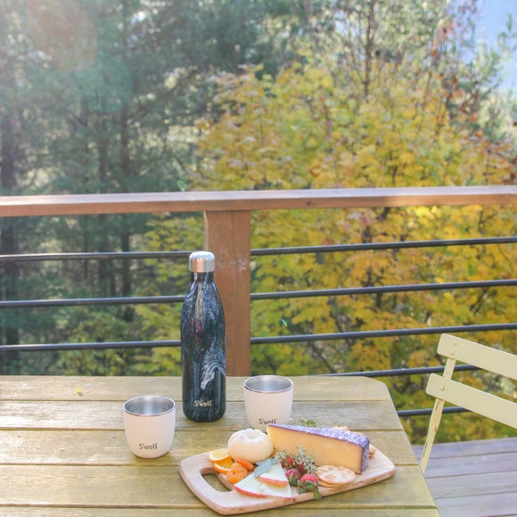 Carousel navigation image position 4 of 8