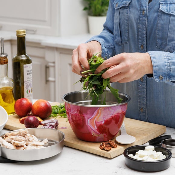 Carousel navigation image position 2 of 7