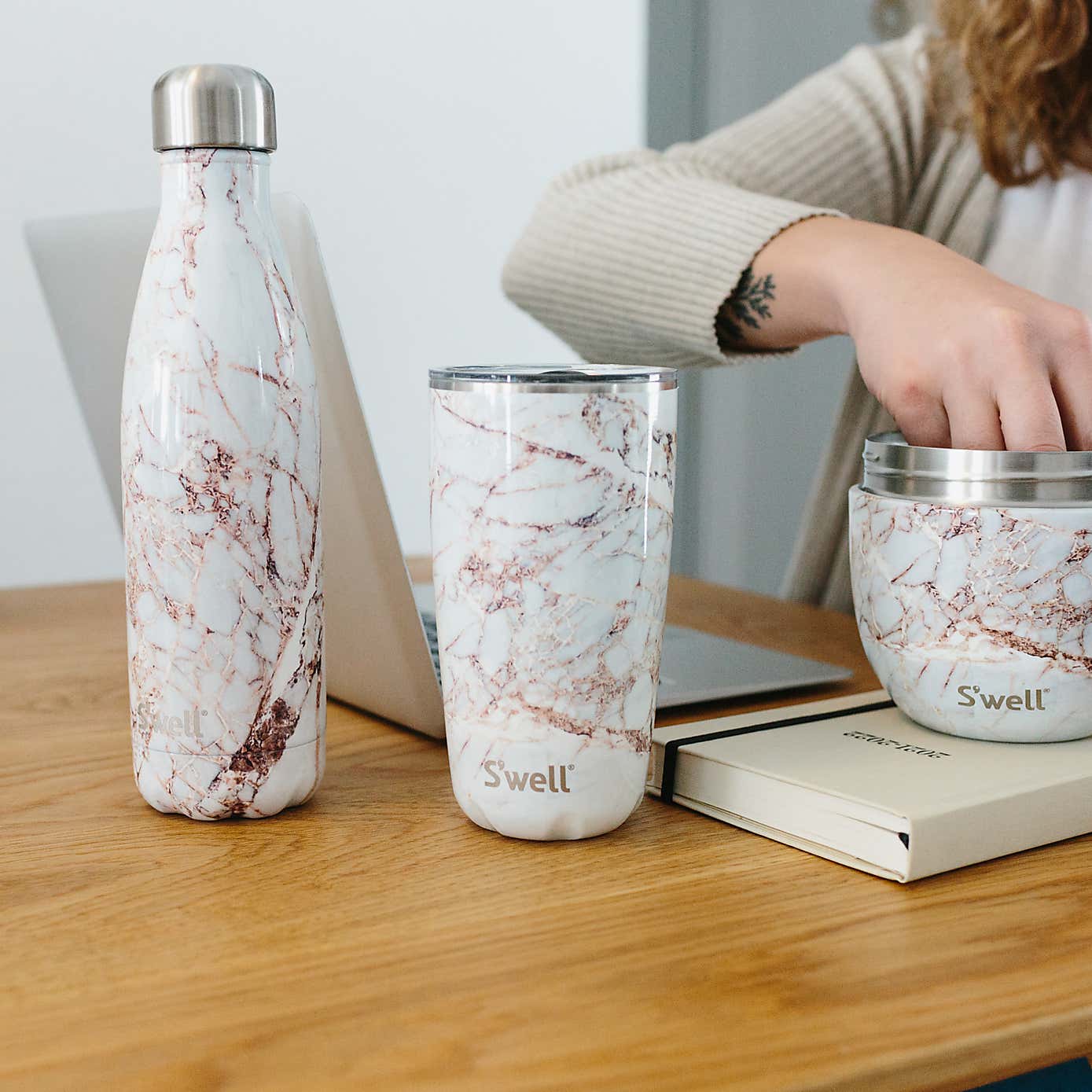 Carousel zoom image position 6 of 9