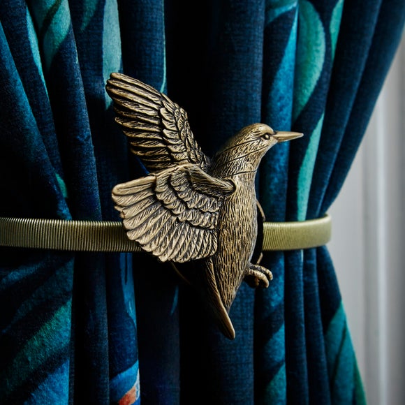 Carousel navigation image position 2 of 4