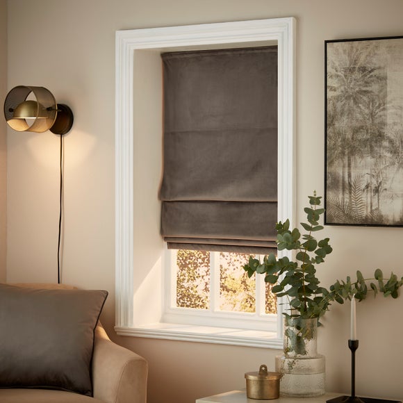 Carousel navigation image position 2 of 4