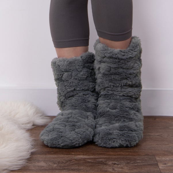 totes Faux Fur Bootie Slipper Socks image 1 of 5