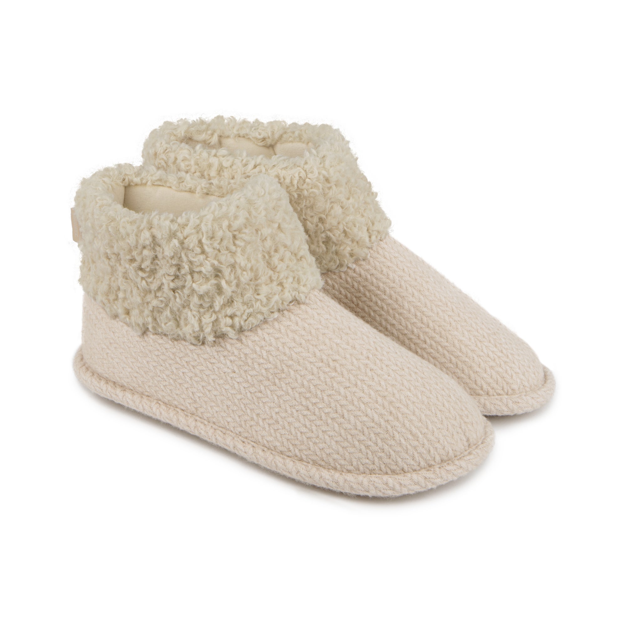 Isotoner Cable Boot Slippers | Dunelm