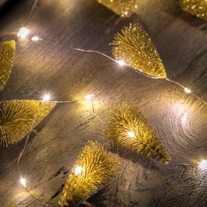 Cedar & Sage 15 Led Light Bristle Tree Garland