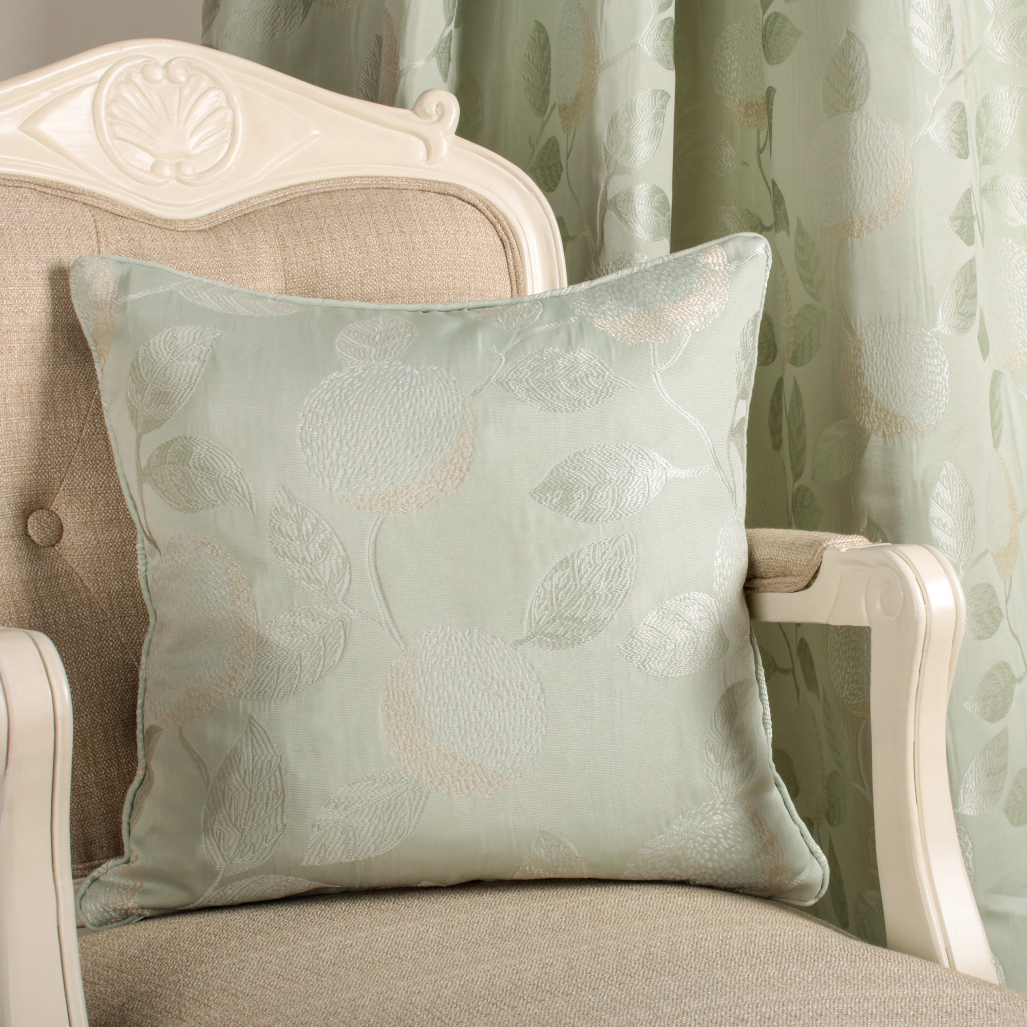 Curtina Bramford Jacquard Cushion Green