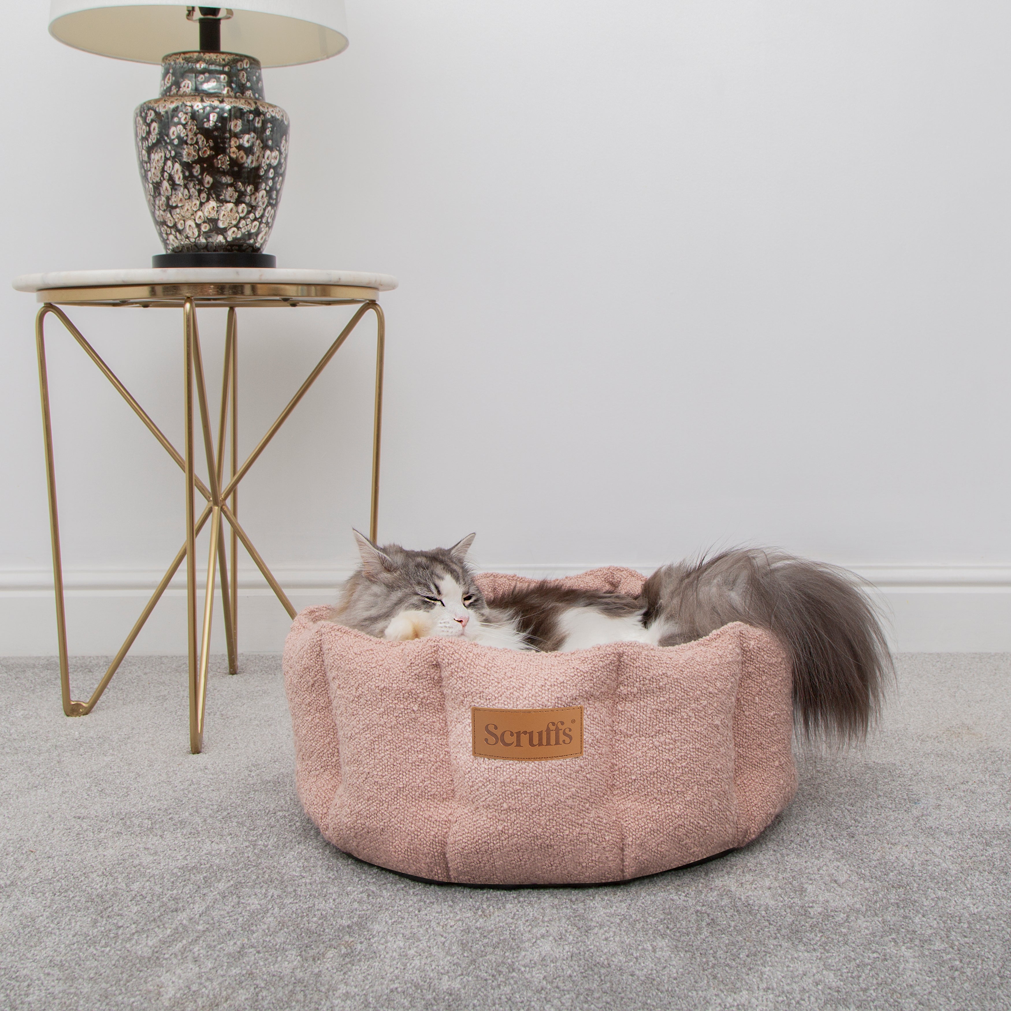 Scruffs Boucle Cat Bed