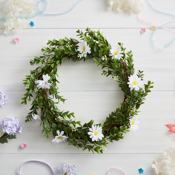 Artificial White Daisy Wreath image 1 of 3