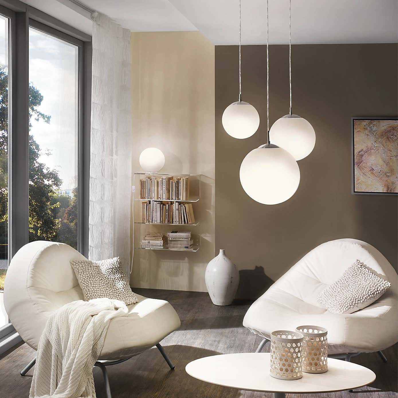 Carousel zoom image position 4 of 4