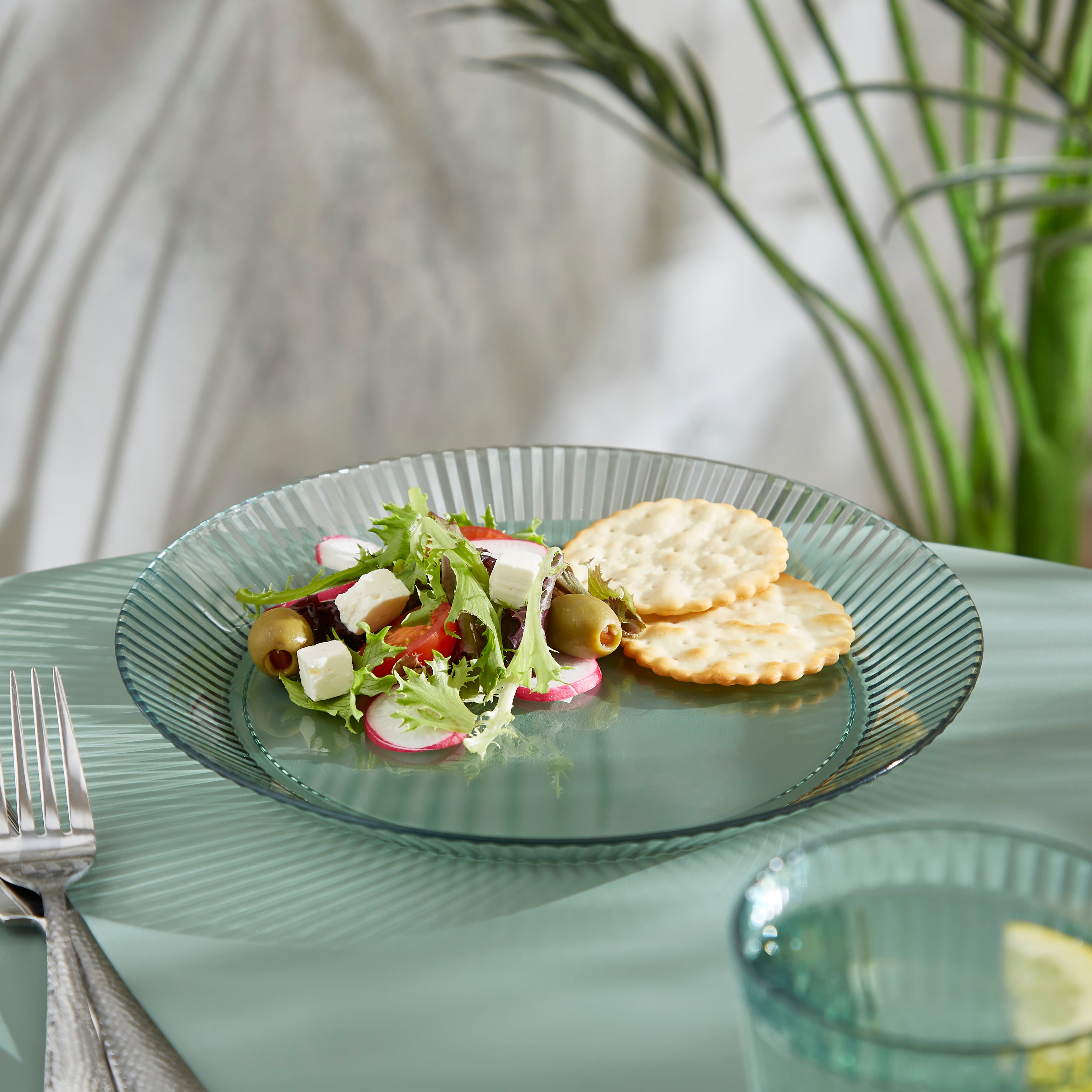 Image of Ribbed Acrylic Dinner Plate Green