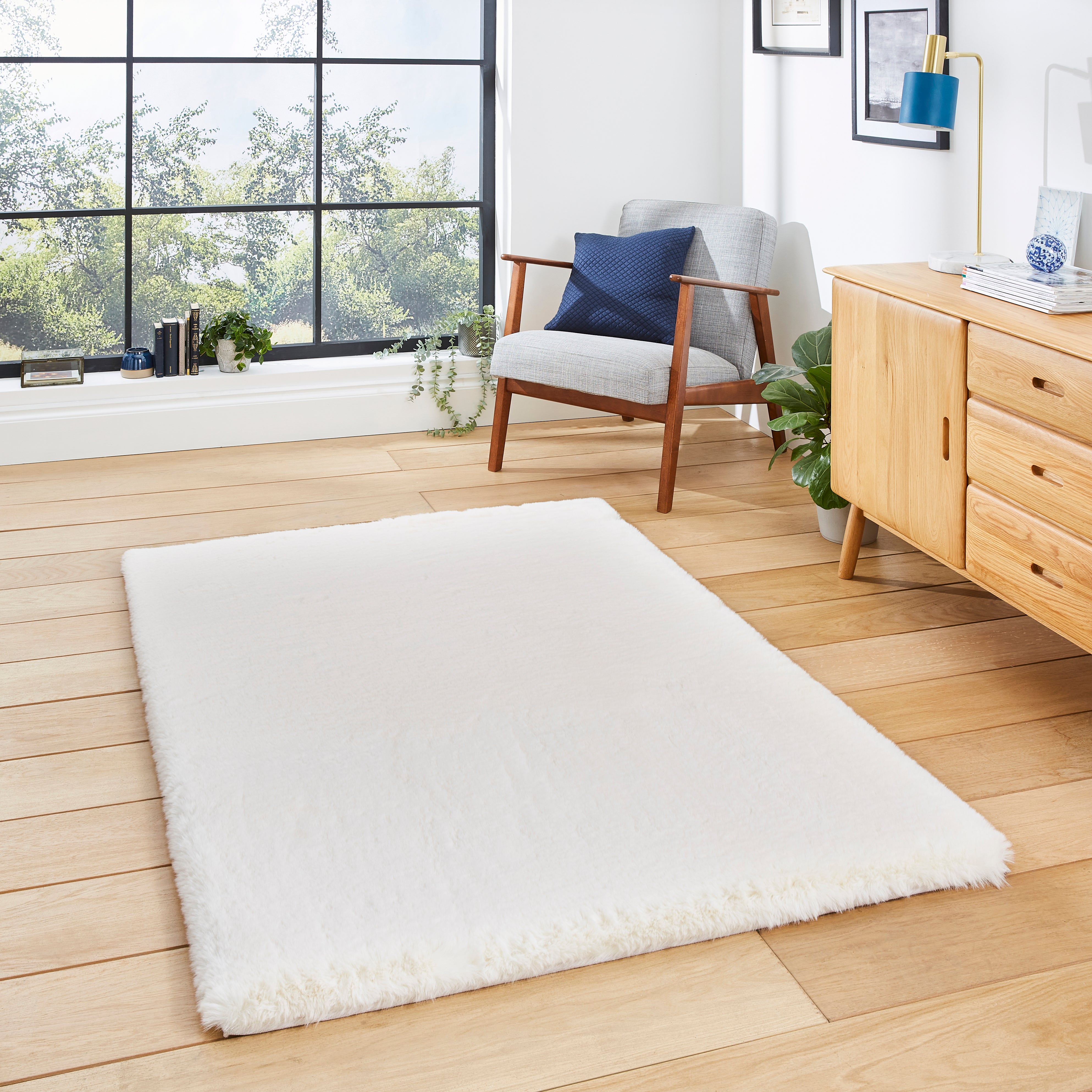 Super Teddy Rectangle Rug White