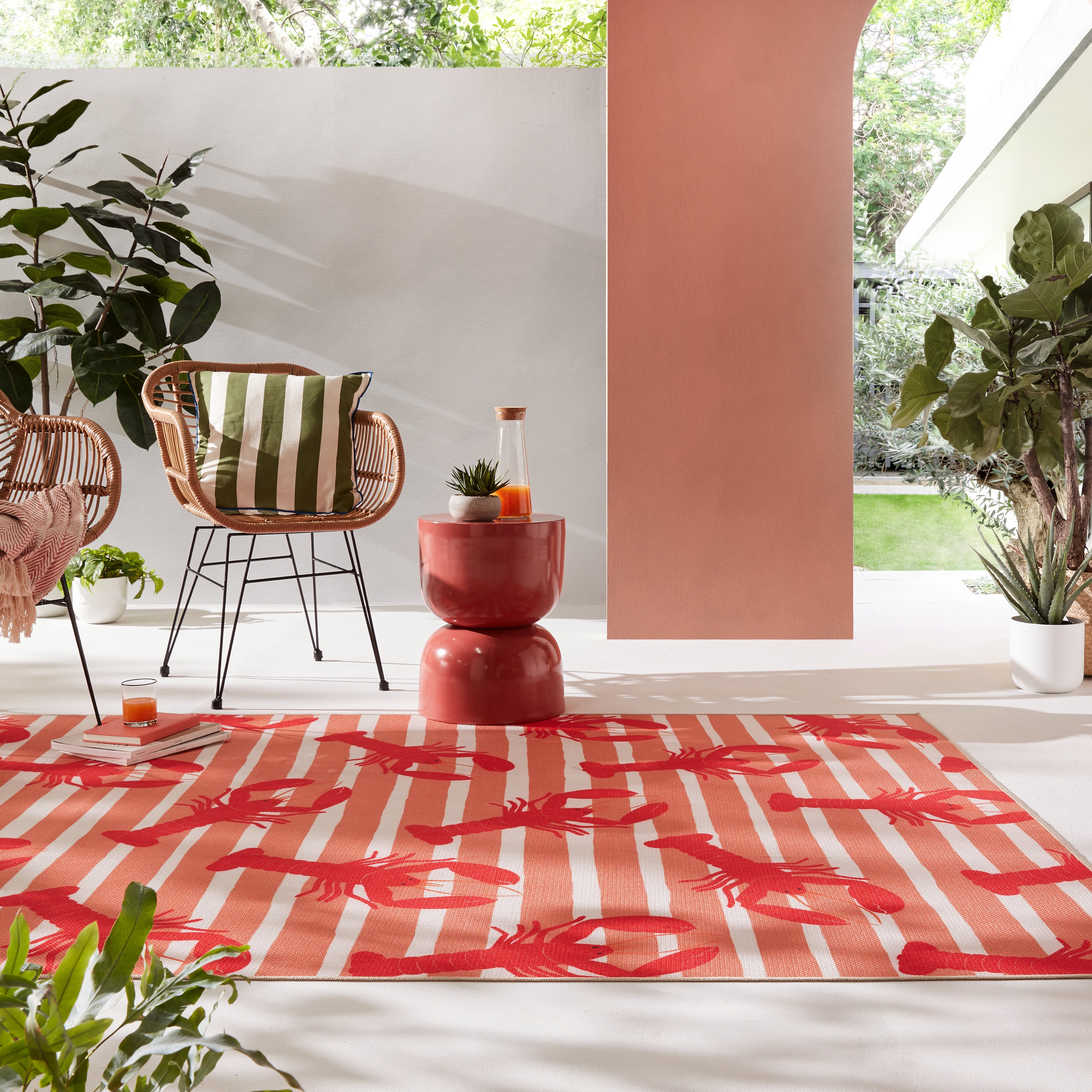 Riveria Lobster Recycled Indoor Outdoor Rug Pink