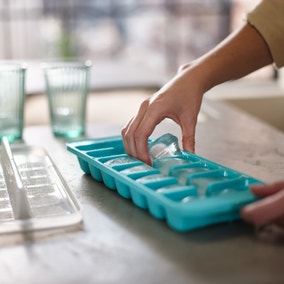 Set of 2 Flow™ Easy-fill Blue Ice-cube Trays