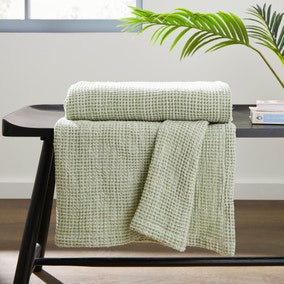 Remade Rinna 100% Recycled Waffle Throw