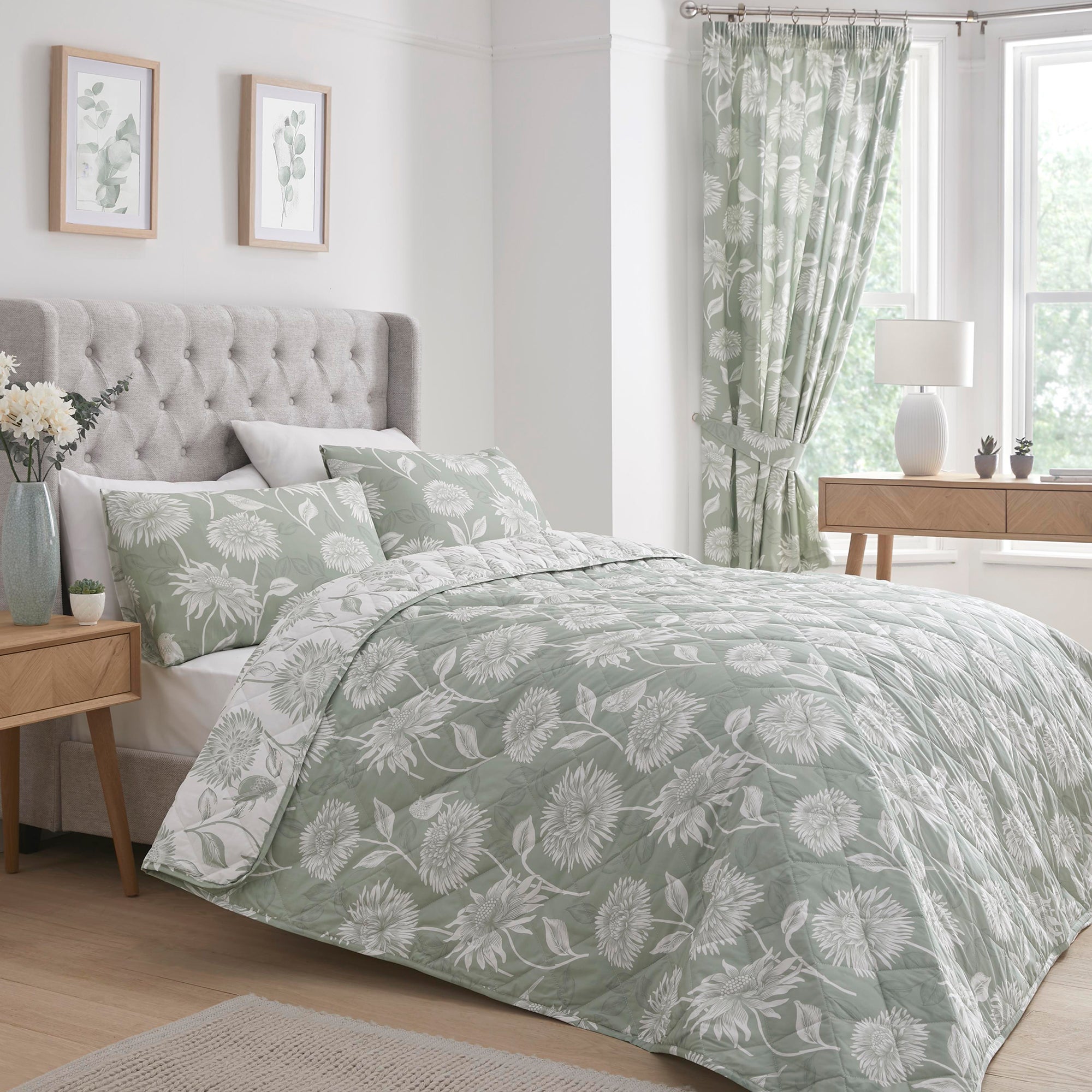 Chrysanthemum Quilted Bedspread 200cm X 230cm Green