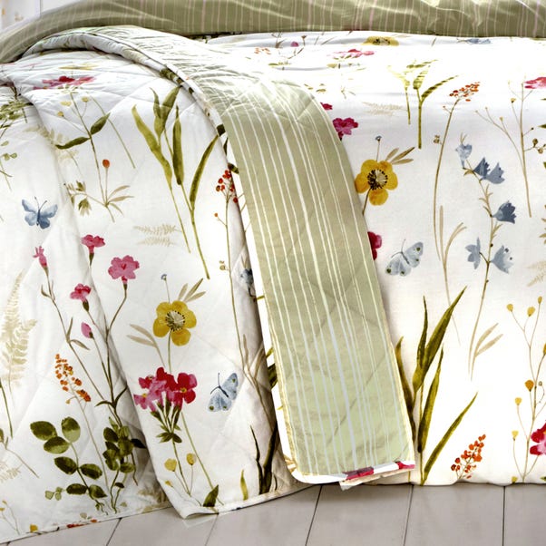 Spring Glade Quilted Bedspread 200cm x 230cm image 1 of 1