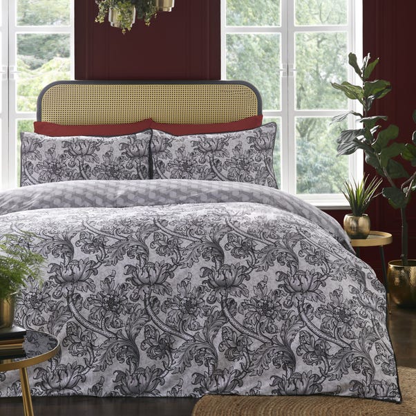 Laurence Llewelyn Bowen Heart of The Home Black Duvet Cover and Pillowcase Set image 1 of 5