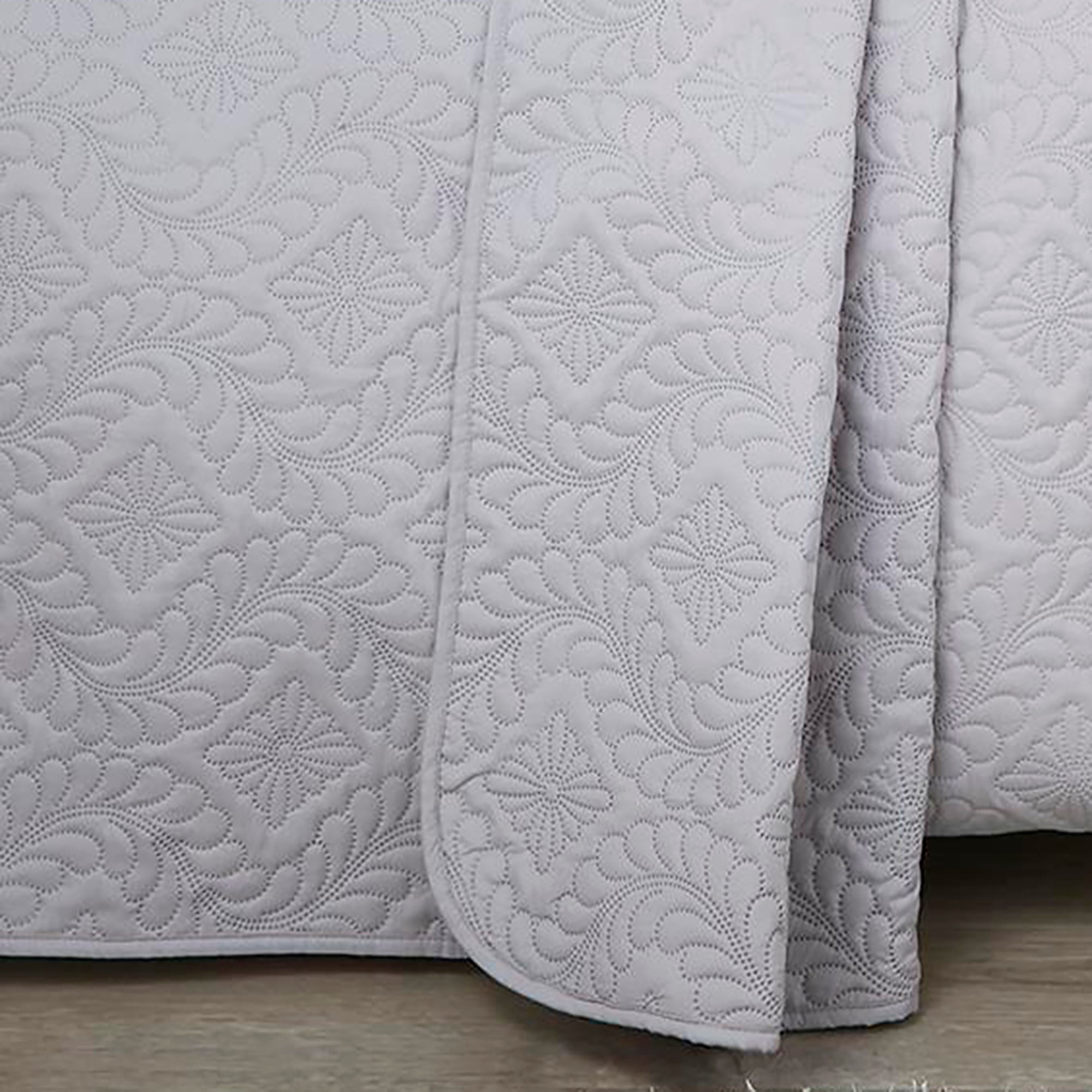 Serene Gianna Bedspread 230cm X 200cm Silver