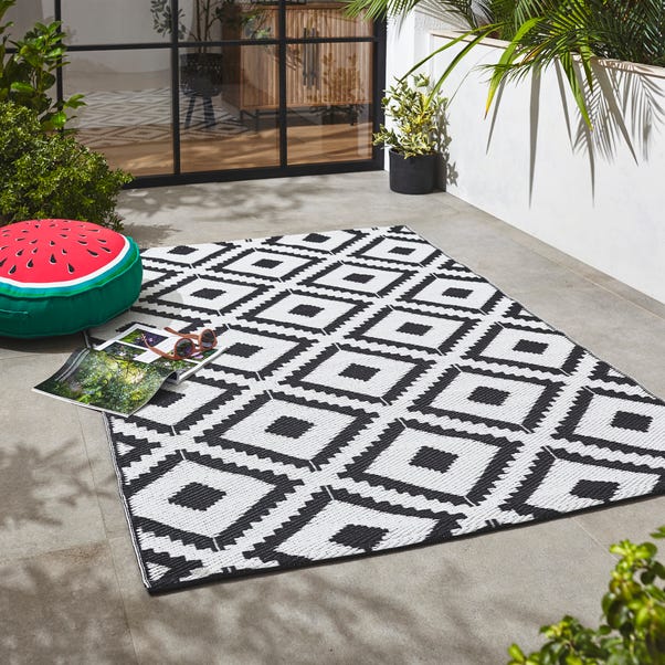 Maroc Geometric Indoor Outdoor Plastic Rug image 1 of 5
