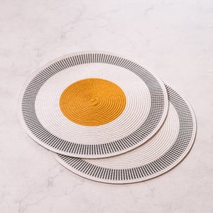 Set Of 2 Modern Woven Placemats