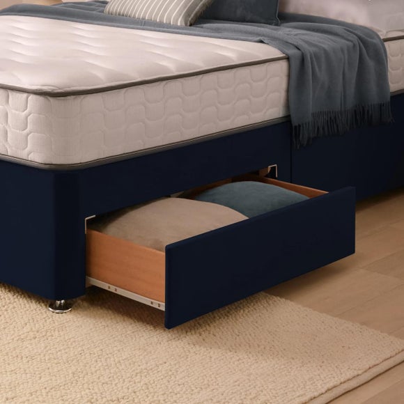 Carousel navigation image position 5 of 10