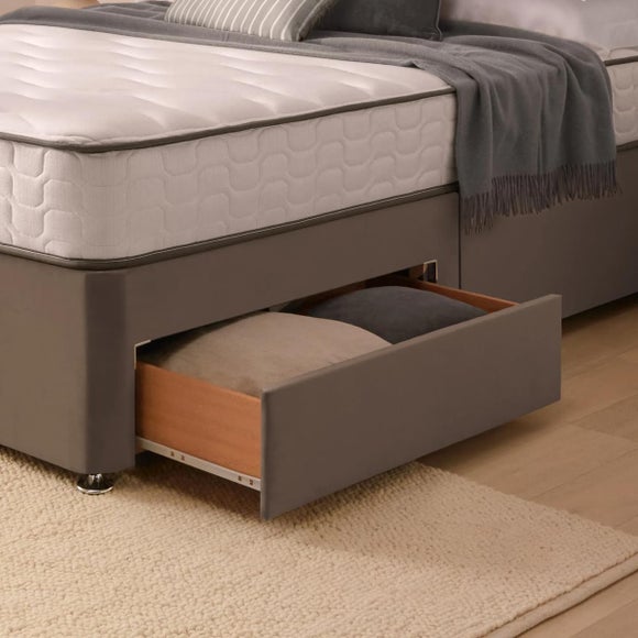 Carousel navigation image position 5 of 9